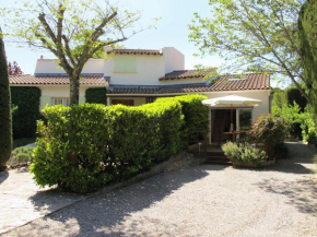 Holiday Home L'Oasis provencale - AVI120